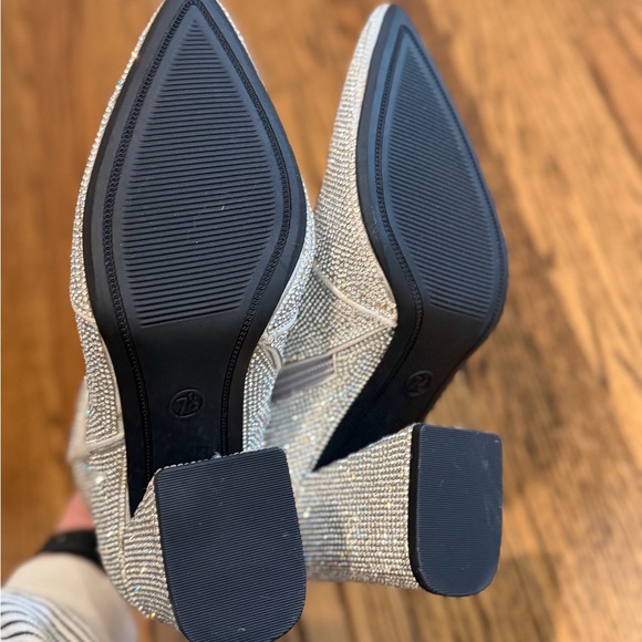 Sparkling Silver Ankle Boots NWT - Picture 7 of 7